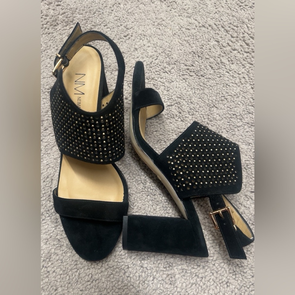 NEW WITHOUT TAGS